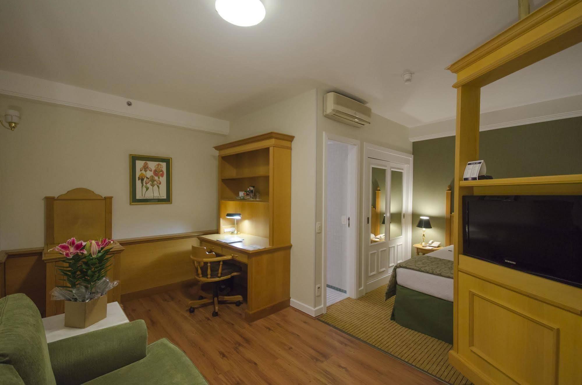 Estanplaza Ibirapuera Hotel เซาเปาโล ภายนอก รูปภาพ