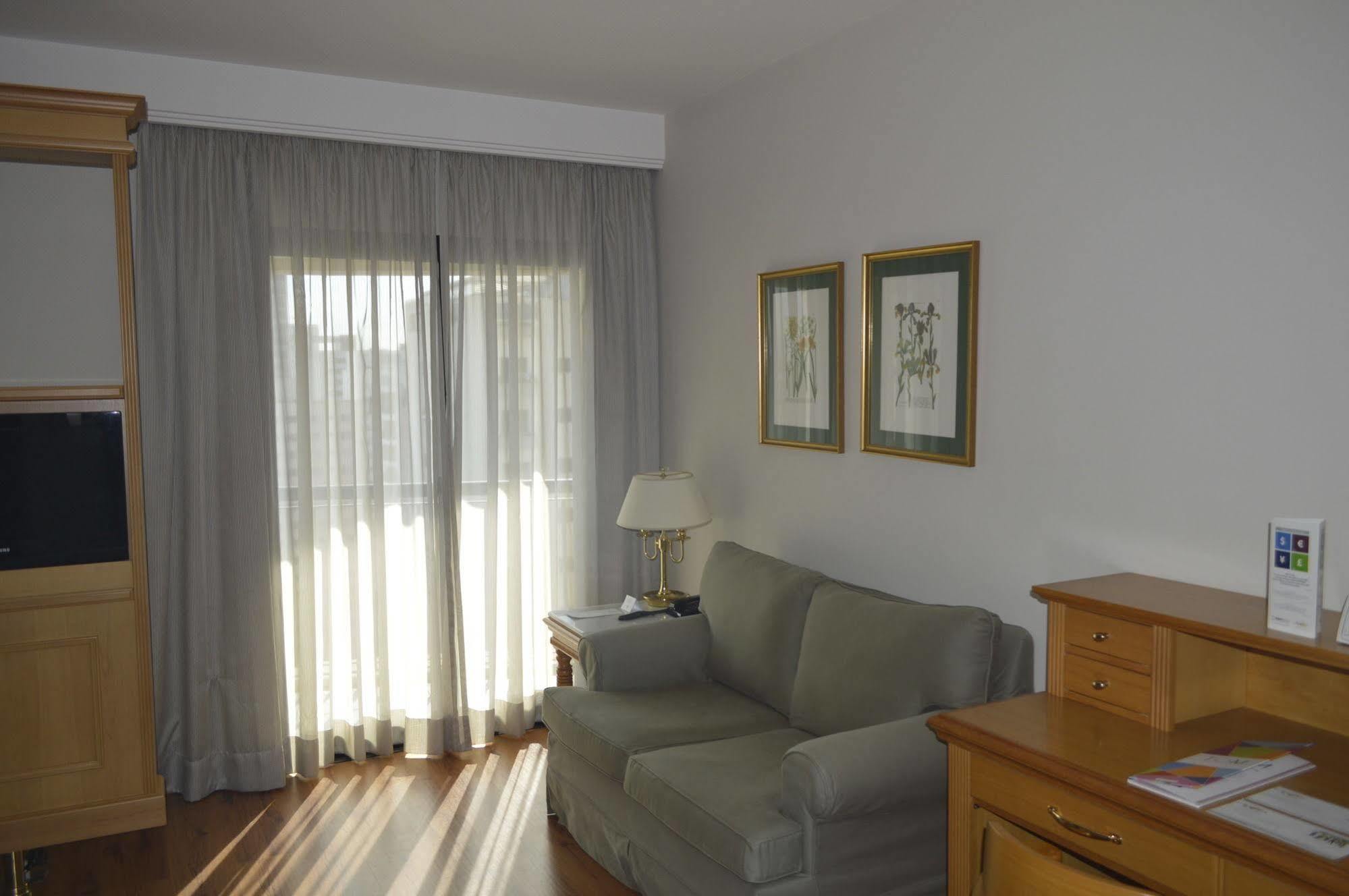Estanplaza Ibirapuera Hotel เซาเปาโล ภายนอก รูปภาพ